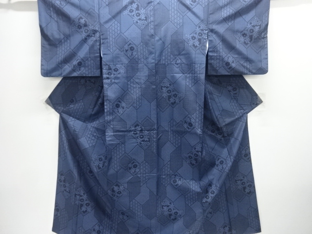 JAPANESE KIMONO / TSUMUGI / WOVEN KIKKO WITH FLOWER